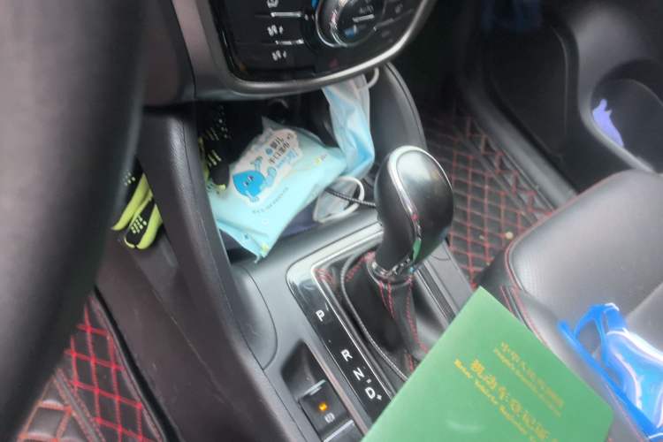 Used CHANGAN CS75 2016 1.8T Automatic Prestige Model China V Standard
