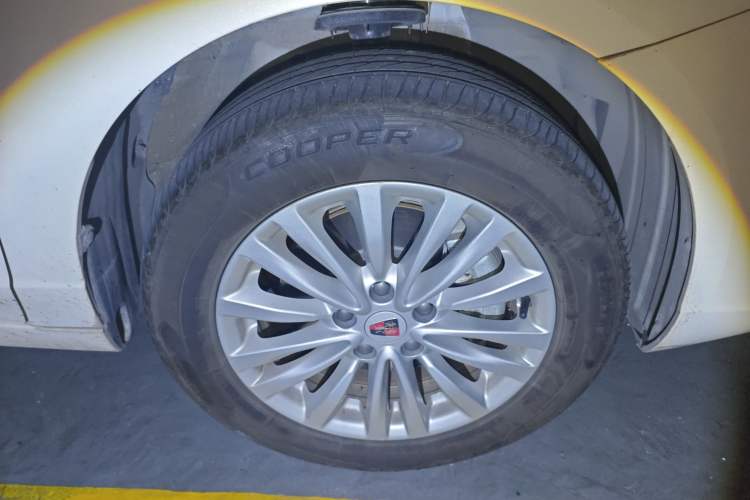 Used Roewe Ei5 2019 Luxury Edition Right Front Wheel Hub
