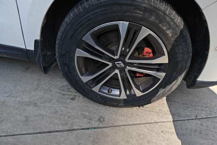 Used BORGWARD BX7 2016 28T Two-Wheel Drive Luxury Version 5 Seats
