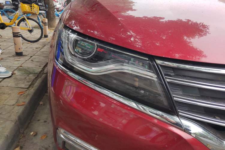 Used Roewe RX5 2018 20T Two-Wheel Drive Automatic Flagship Edition
