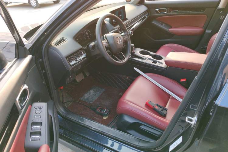 Used Honda Civic 2022 240TURBO CVT Dynamic Edition
