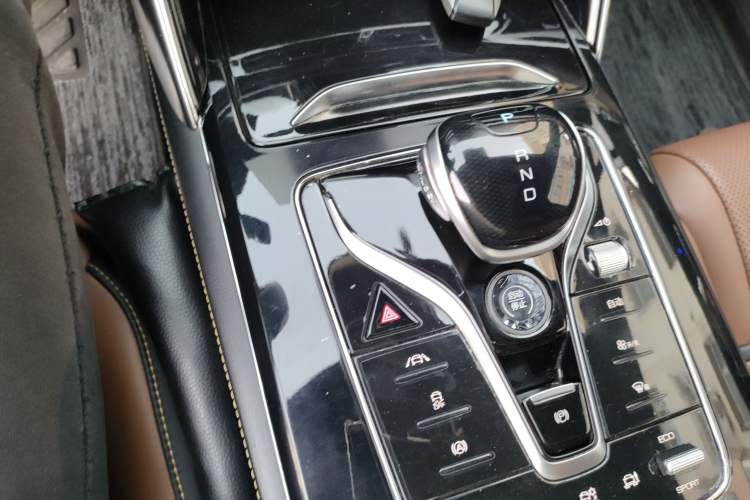 Used BYD Tang New Energy 2021 DM 2.0T Four-Wheel Drive Performance Edition Prestige Model Gear Lever