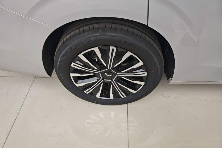Used Wuling 730 2025 Model 1.5T CVT Elite Edition