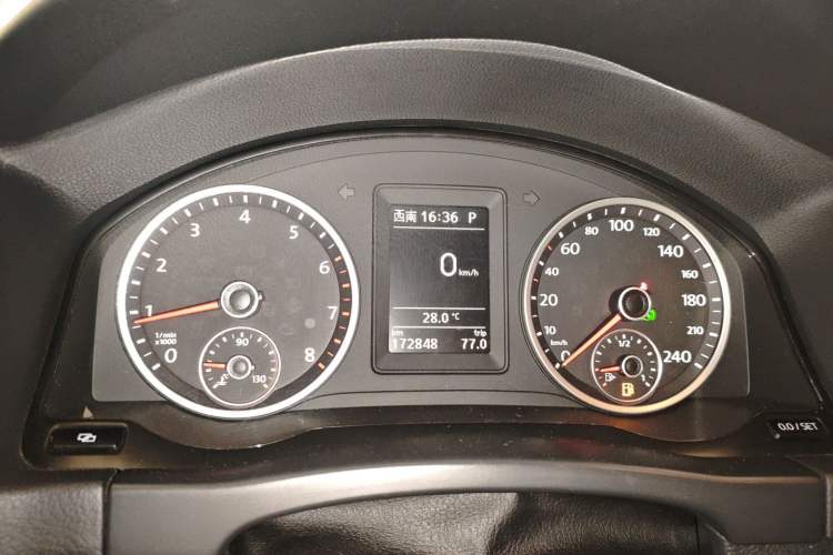 Used Volkswagen Tiguan 2012 1.8TSI Automatic All-Wheel Drive Elite Edition Instrument Cluster