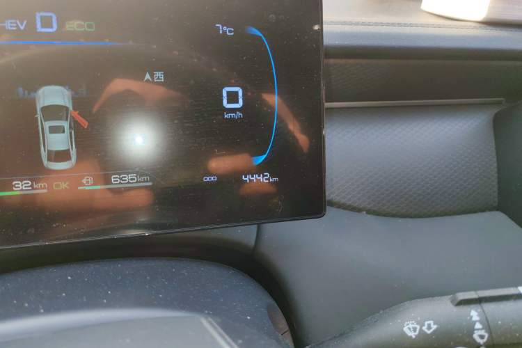 Used BYD Qin PLUS 2025 DM-i Smart Drive 55KM Leading Model