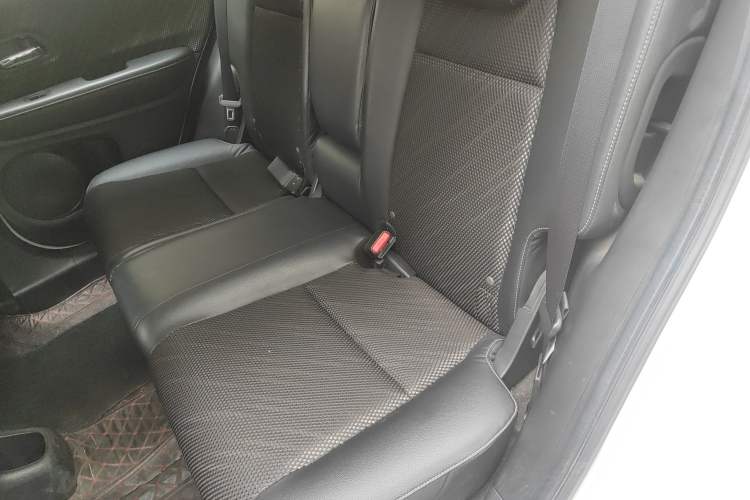 Used Honda XR-V 2015 1.8L EXi CVT Comfort Version