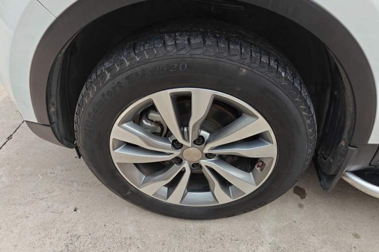 Used Geely Auto Emgrand X7 Sport 2016 1.8TD Automatic Smart Model Left Front Wheel Hub