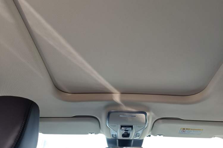 Used Hongqi HS7 PHEV 2024 2.0T PHEV Four-Wheel Drive Flagship Edition 7 Seats
