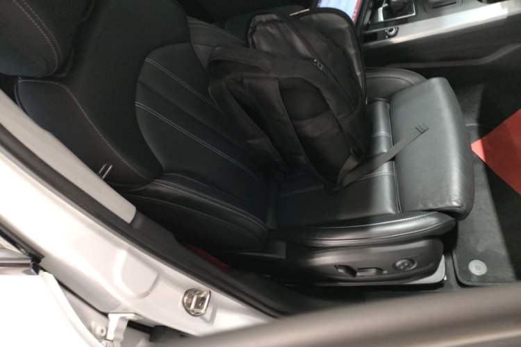 Used Audi A4L 2022 40 TFSI Luxury Dynamic Model