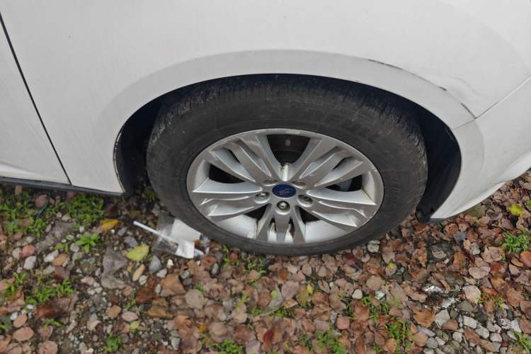 Used Ford Focus 2012 Sedan 1.6L Automatic Comfort Model