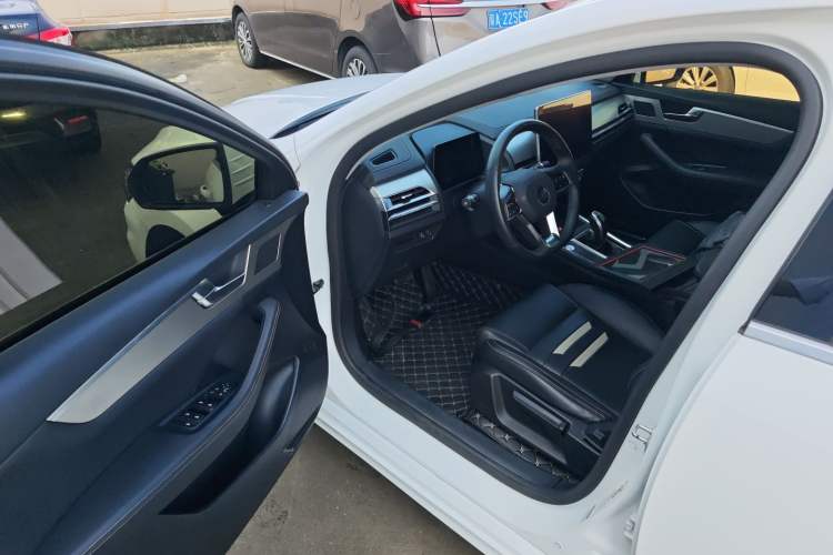 Used BYD Qin Pro 2018 1.5TI Automatic Smart Connect Fendong Model
