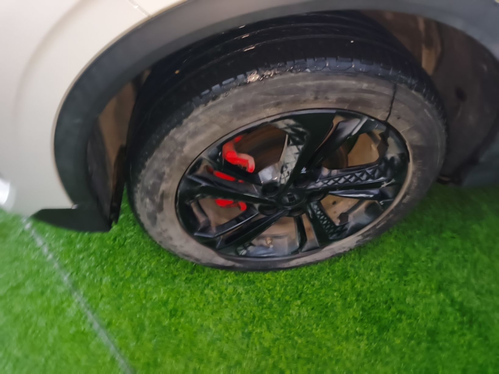 Geely Auto Coolray 2022 Bin Yue COOL 1.5TD DCT Hot Engine Edition — снимка 10