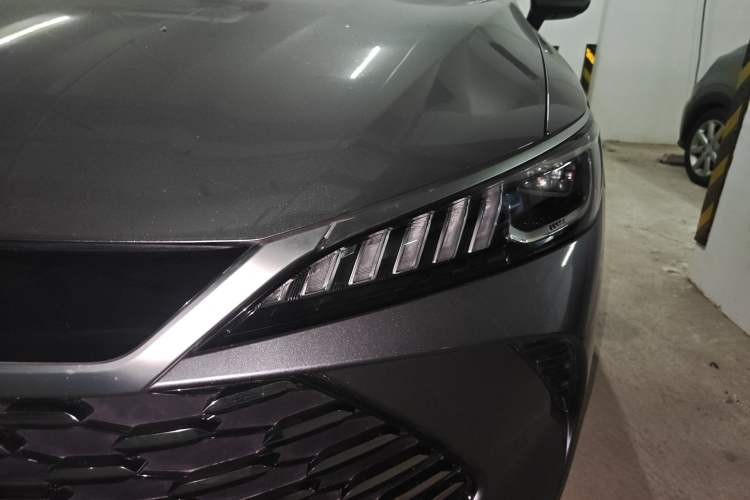 Used BYD Qin PLUS 2025 DM-i Smart Drive 55KM Leading Model Left Front Headlight