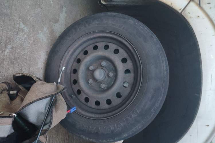 Used Jinbei Hiace 2014 2.0L 5th Generation Kuaiyunwang Business Version 4G19