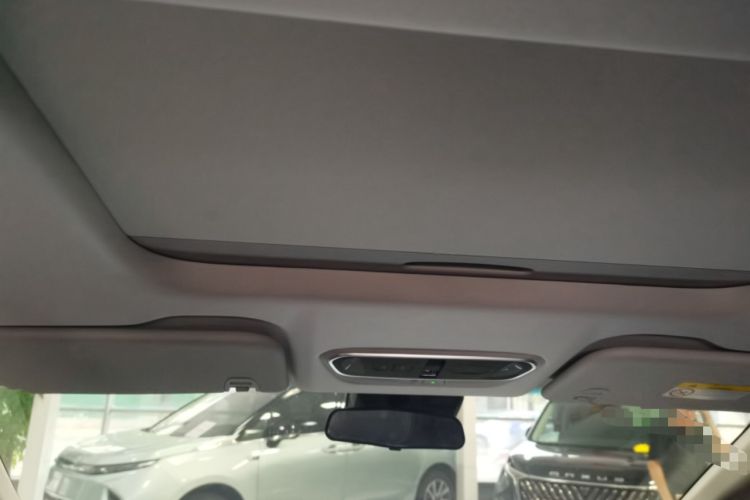 Used SAIC MAXUS G90 2022 2.0T Galaxy Seven-Seater Version