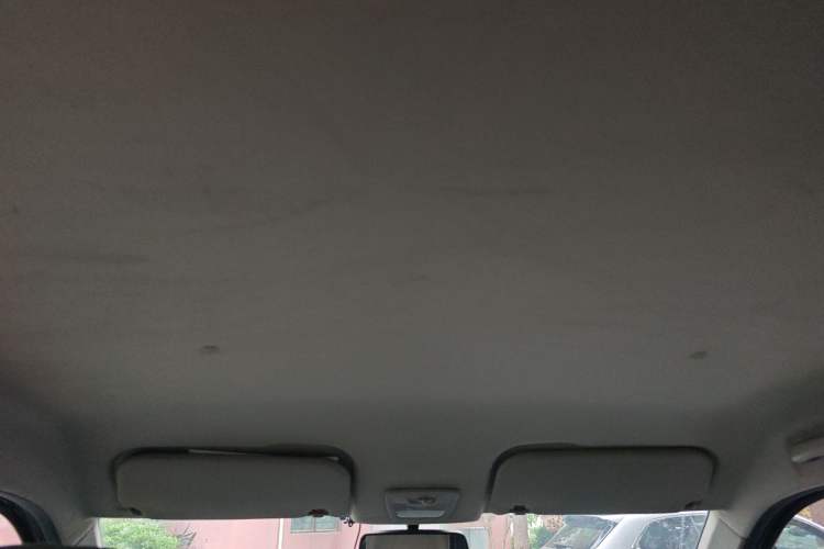 Used Wuling Hongguang PLUS 2019 1.5T Manual Standard Edition 5 Seats Headliner