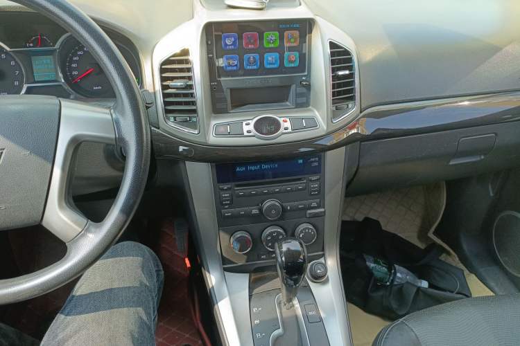 Used Chevrolet Captiva 2015 2.4L Two-Wheel Drive Urban Version 7 Seats