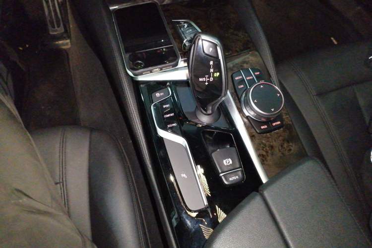 Used BMW 5 Series 2018 525Li M Sport Package
