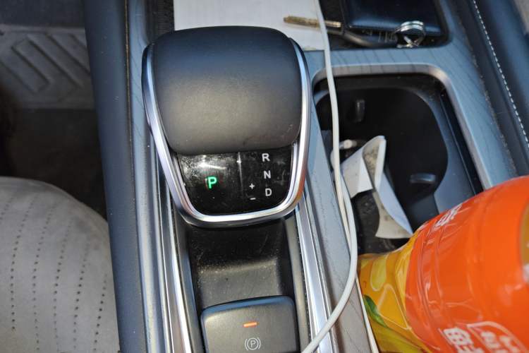 Used Chery Arrizo 8 2023 High-Performance Edition 2.0T DCT Powerfully Equipped Gear Lever