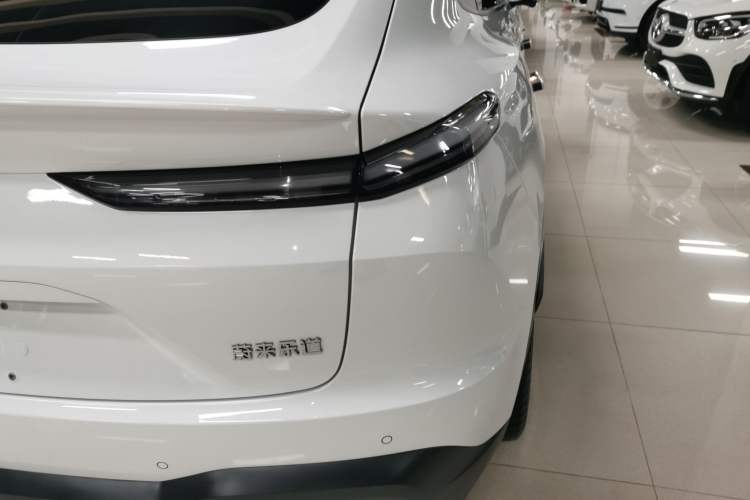 Used ONVO L60 2024 60 kWh Rear-Drive Version
