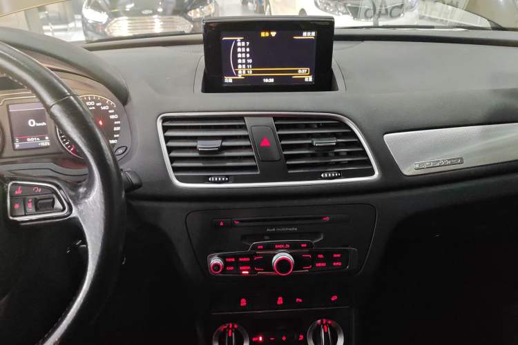 Used Audi Q3 2015 35 TFSI quattro Technology Edition
