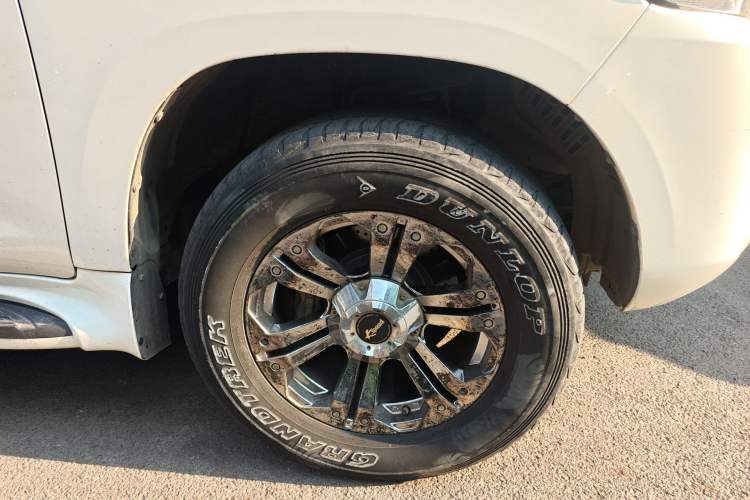 Used Toyota Land Cruiser 2018 4.0 Iron-Wheel Refrigerator Basic Version with No Electric Base Middle East Market