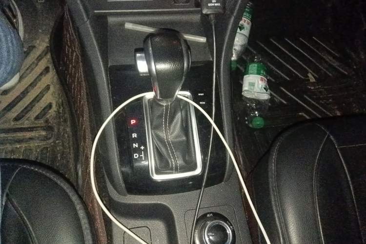 Used Isuzu D-MAX 2020 2.5T 4x4 Automatic Flagship Edition China VI JE4D25Q6A
