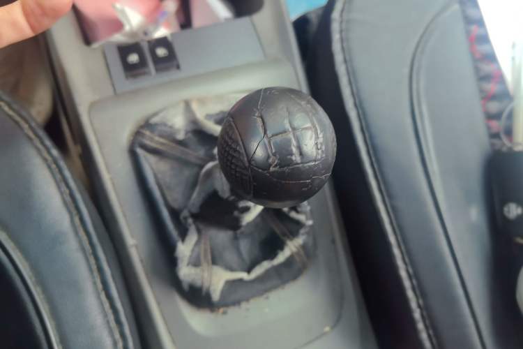 Used Chevrolet Sail 2013 Sedan 1.2L Manual Warm Edition