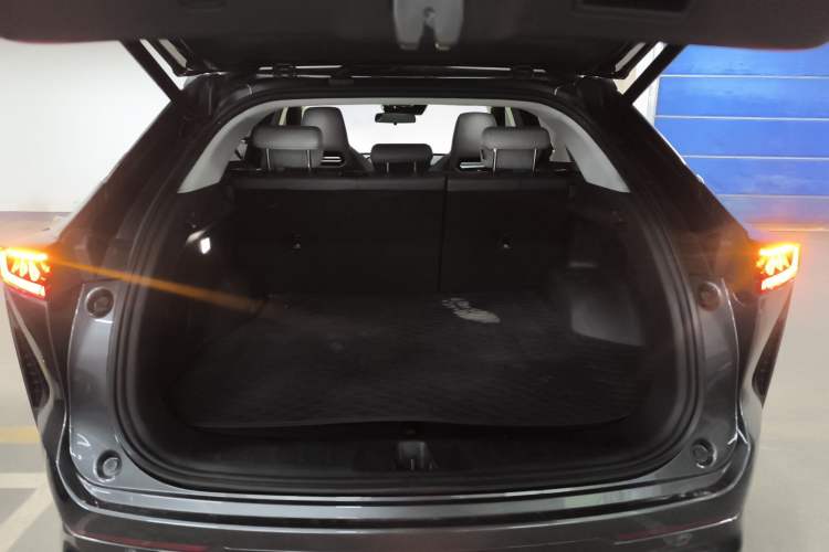 Used Changan UNI-Z New Energy 2024 Blue Whale Smart Electric iDD 125km Beyond Edition
