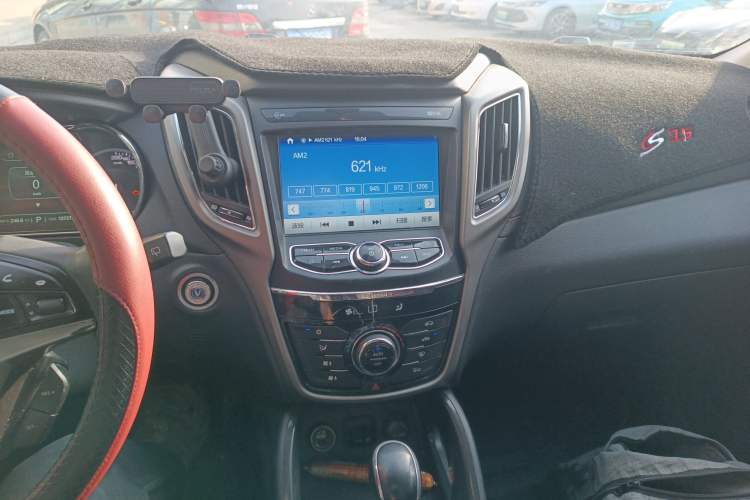 Used Changan CS75 2017 Shangkui Edition 1.5T Automatic Fengxiang Model