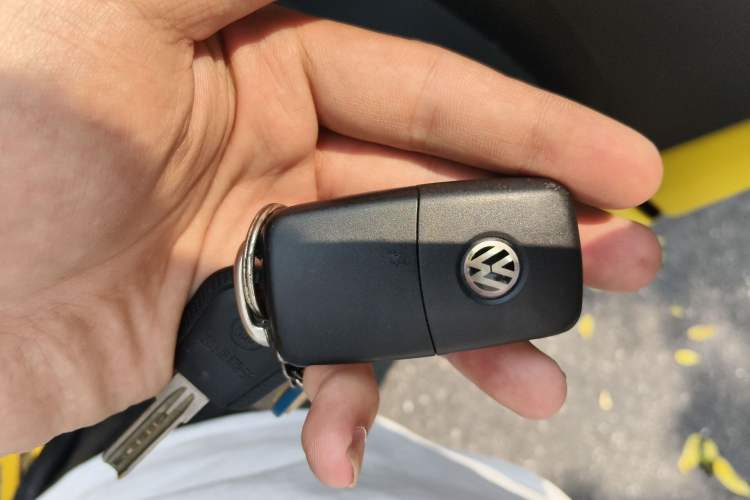 Used Volkswagen Polo 2014 1.6L Automatic Comfort Edition Vehicle Key