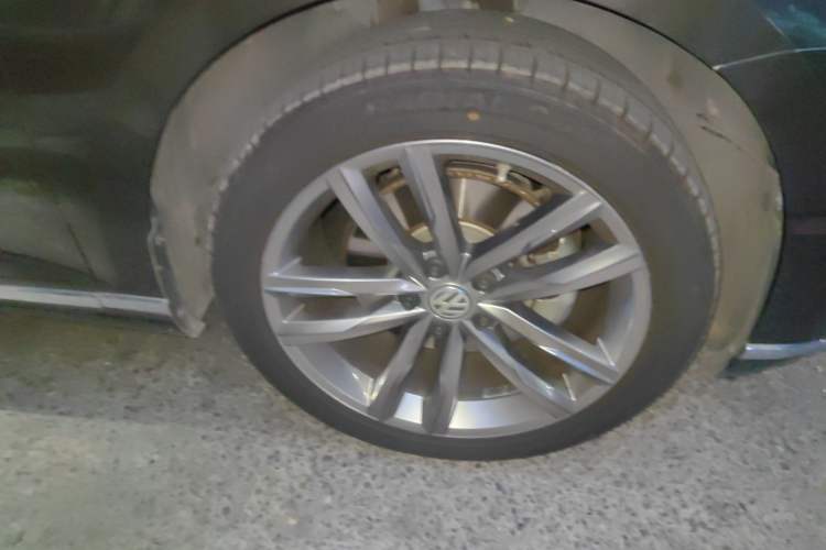 Used Volkswagen Variant 2018 380TSI Two-Wheel Drive Comfort Edition