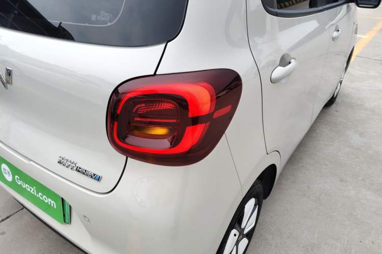 Used Wuling Hongguang MINIEV 2025 Four-Door Version Advanced Edition
