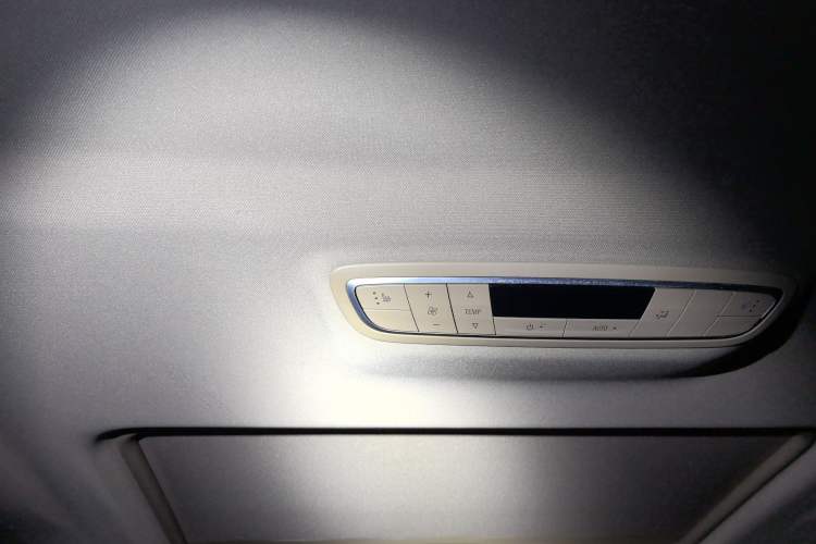 Used Buick GL8 2018 ES 28T Premium Model China VI Standard