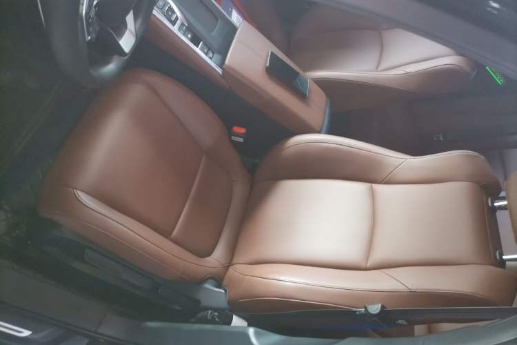 Used Honda Inspire 2022 Rui Hybrid 2.0L Jingzhi Edition Left Front Seat