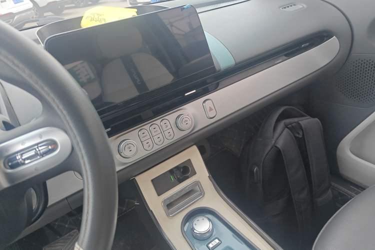 Used CHANGAN NEVO Lumin 2022 155 km – Refreshingly Sweet Edition
