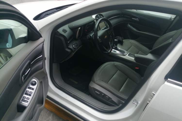 Used Chevrolet Malibu 2014 2.0L Automatic Luxury Edition
