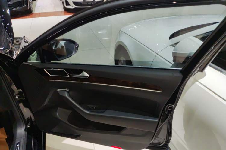 Used Volkswagen Magotan 2019 330TSI DSG Luxury Version China VI Standard