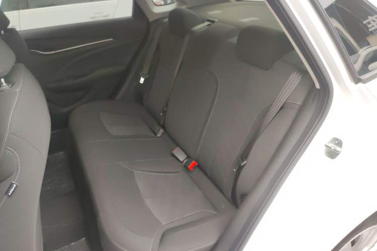 Used Buick GT 2021 Revised Version Flagship 1.5L Automatic Entry-Level Trim Left Rear Seat