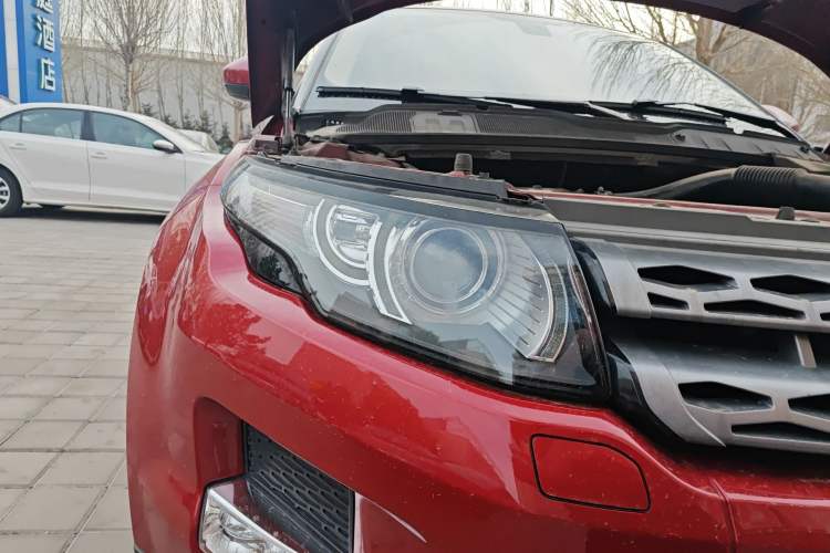 Used Land Rover Range Evoque 2013 2.0T 5-Door Yaozhen Edition Right Front Headlight