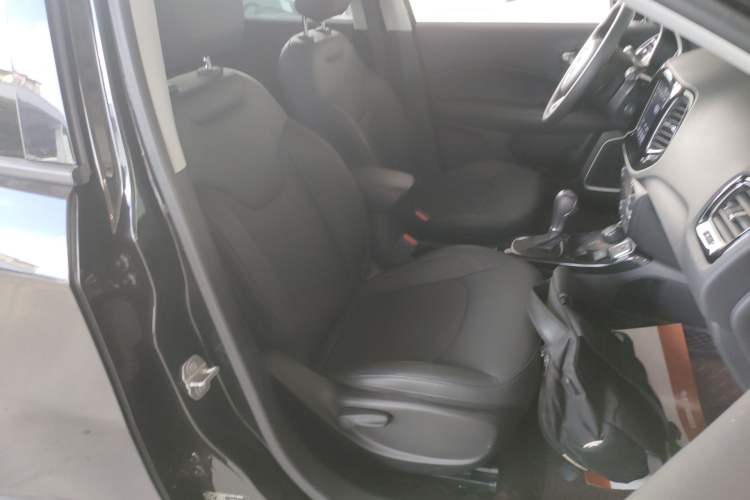 Used Jeep Compass 2020 220T Automatic Four-Wheel Drive Elite Edition Right Front Seat