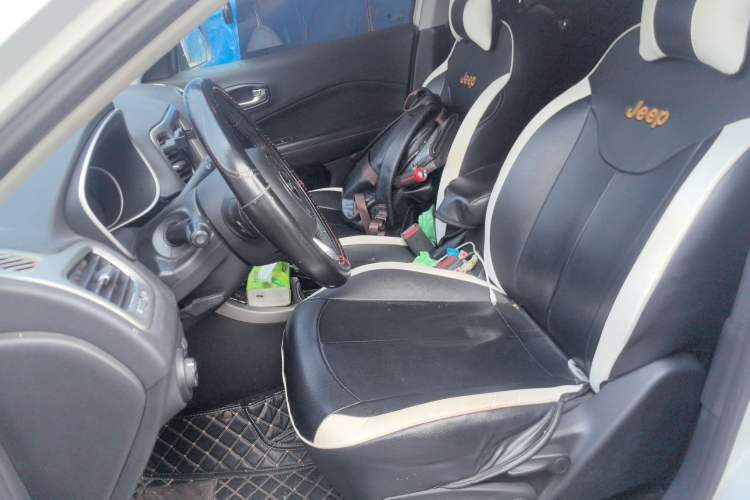 Used Jeep Compass 2017 200T Automatic Family Edition