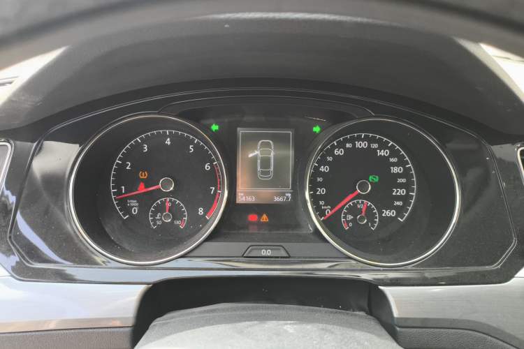 Used Volkswagen Lamando 2017 280TSI DSG Comfort Edition Instrument Cluster