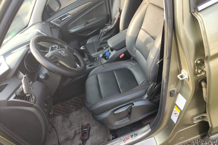 Used Changan CS75 2014 2.0L Manual Luxury Version China IV Standard
