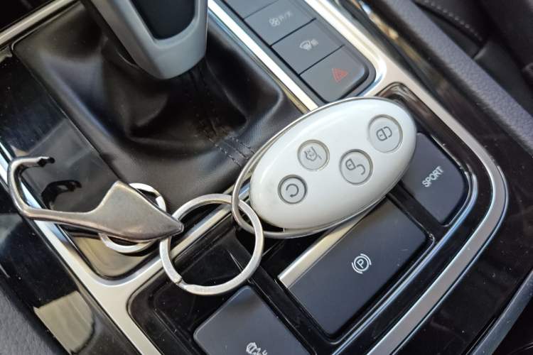 Used BYD Song MAX 2019 1.5T Automatic Smart Connect Prestige Model 6 Seats China VI Standard
