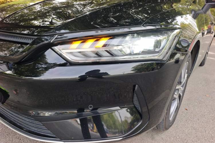 Used BYD Qin PLUS 2024 Honor Edition EV 510KM Beyond Model Left Front Headlight