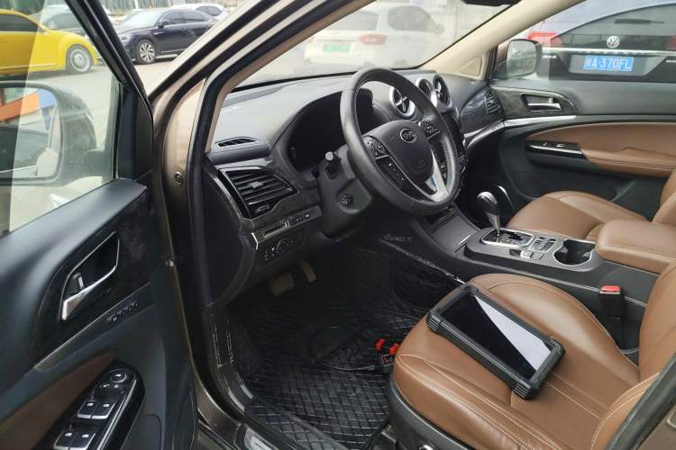 Used BYD S7 2017 2.0T Automatic Prestige Edition