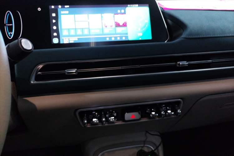 Used ORA Good Cat 2024 401 km Luxury Version