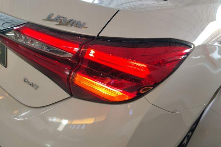 Used Toyota Levin 2017 Revised 185T CVT Elite Edition China V Standard
