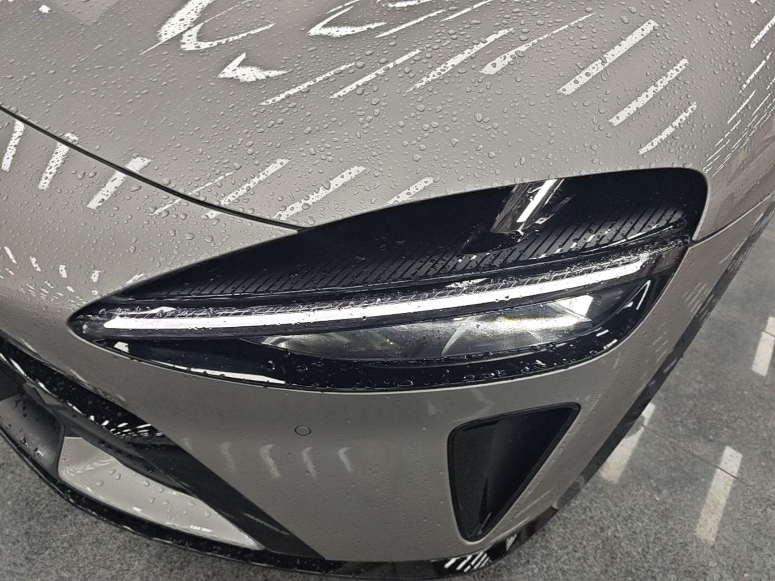 Xiaomi Auto YU7 2025 Ultra-Long Range High-Performance All-Wheel-Drive Max Edition — снимка 8